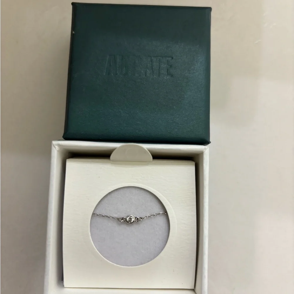 - Aurate Mini Diamond Bezel Bracelet- 14k white gold - Picture 2 of 9